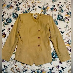 Vintage Worthington cream/yellowish blazer size 4p